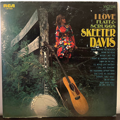 SKEETER DAVIS – I Love Flatt & Scruggs (1968) – 12″ Vinyl Record LP – VG+