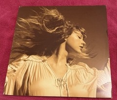 Taylor Swift Fearless Taylor’s Version Gold Vinyl LP Set Album Record Love Story