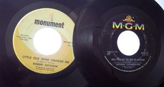 CELEBRITY / POP 45s Lot of 15 Most 1960s No Sleeves VG – VG++ See Listing