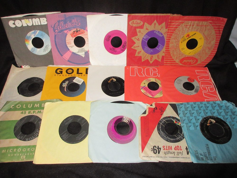 Vintage Lot 45 RPM Records Varied lot (Wb2).