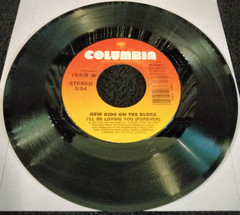 NEW KIDS ON THE BLOCK I’LL BE LOVING YOU FOREVER- 45 RPM 7″ VINYL 1989 COLUMBIA