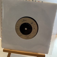 Twiggy – A Woman in Love – Vinyl Record 7″ Single – 1977 Phonogram