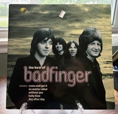 BADFINGER – “THE BEST OF BADFINGER”Vinyl LP APPLE 1995 2 LP Record Album- NM