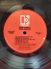 Eddie Rabbit – Radio Romance 1982 Elektra /Asylum Records Vinyl NEAR MINT!