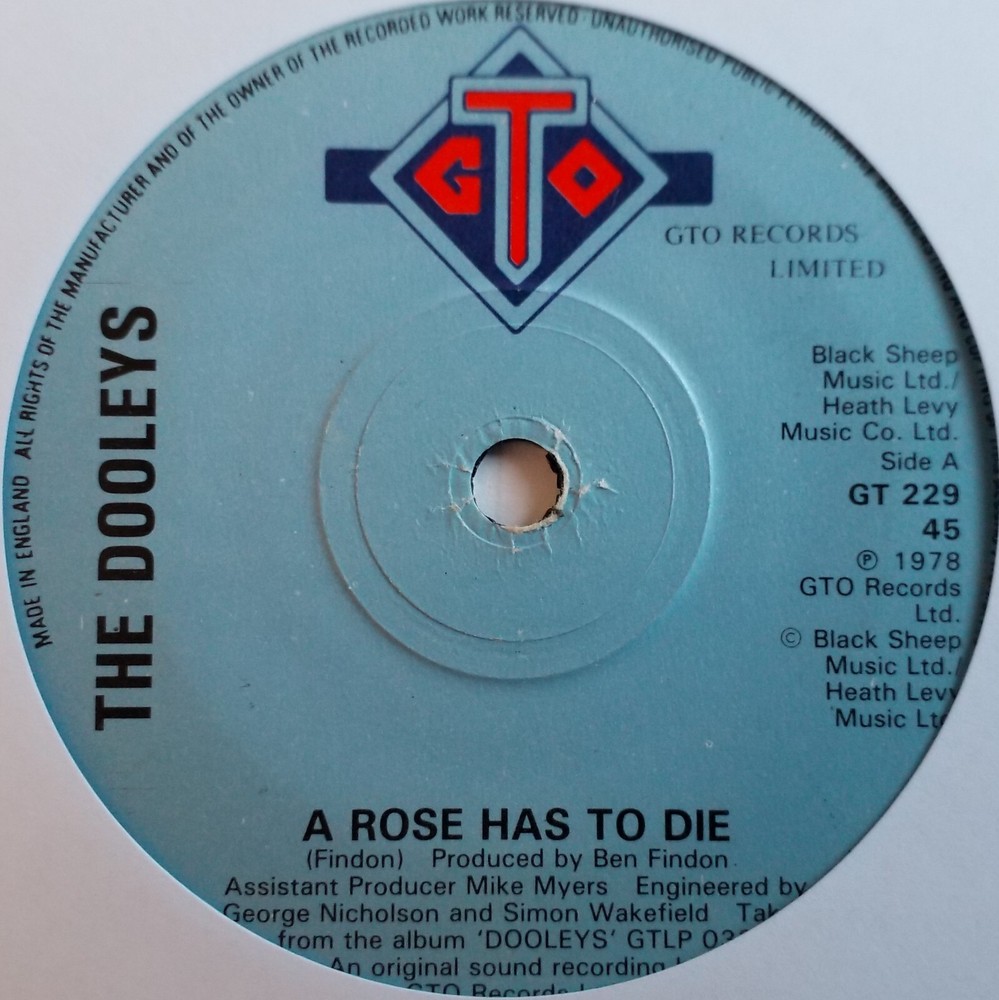 The Dooleys – A Rose Has To Die – 7″ Vinyl Single