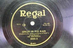 The Aristocrats – REGAL 8840 – Singin’ In The Rain – Irving Kaufman