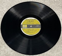 “Bailables De Navidad y Año Nuevo” Salsa COMPILATION VINYL RECORD [SMT-774]