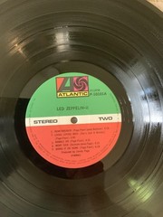 LED ZEPPELIN II RARE JAPANESE PRESS LP w/ Obi STRIP & INSERT & POSTER NEAR MINT