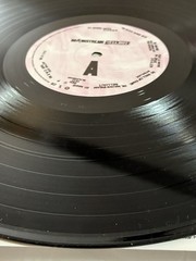 Machine Gun Kelly – Mainstream Sellout Album Record Vinyl LP LEGEND