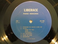 Liberace – Piano Memories – 1972 – AVI Records AVL-1001 Vinyl LP VG/VG+