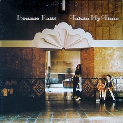Bonnie Raitt – Takin My Time (LP) (Very Good Plus (VG+)) – 3933012430