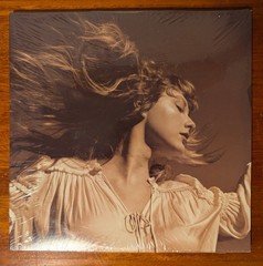 Taylor Swift – Fearless (Taylor’s Version) [New Vinyl LP] Colored Vinyl, Gold
