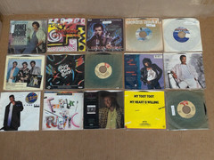 Vintage 7″ Vinyl Record 45RPM 70s 80s 90s Pop Rock R&B Funk Soul Lot of 123