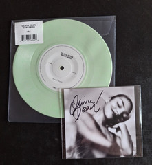 OLIVIA DEAN MAN I NEED 2 TRACK GREEN VINYL 7″ & SIGNED ART CARD